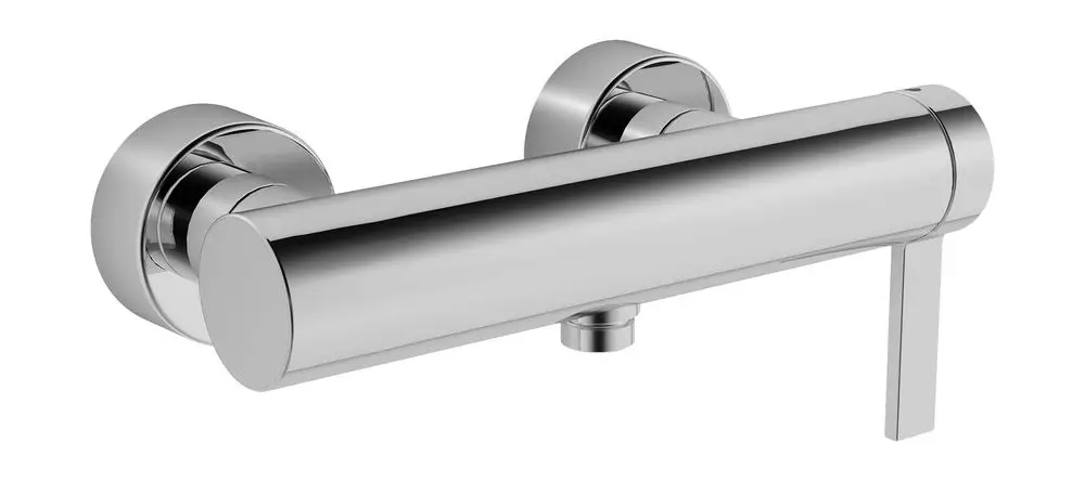 Einhebelmischer in Chrom-Optik von HANSA, montiert an der Wand, mit einem horizontalen, runden Auslauf und einem seitlichen Hebel zur Wassersteuerung.